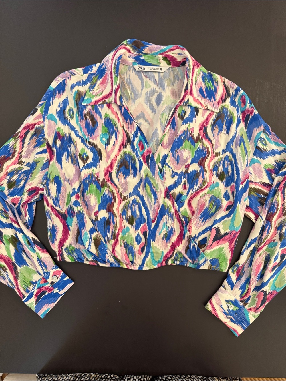 Zara Multicolor Printed Cropped size M
